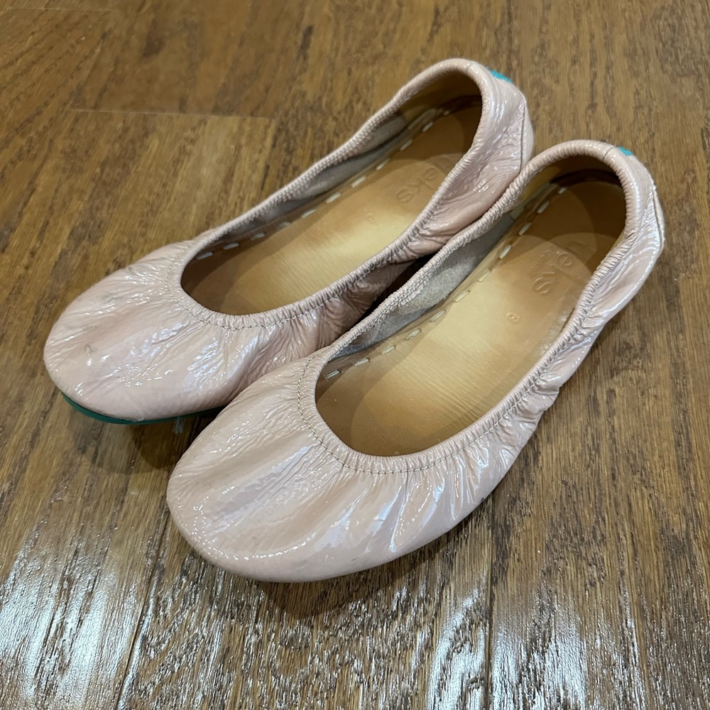 Tieks Patent Leather Ballet Flats in Blush, Size 8